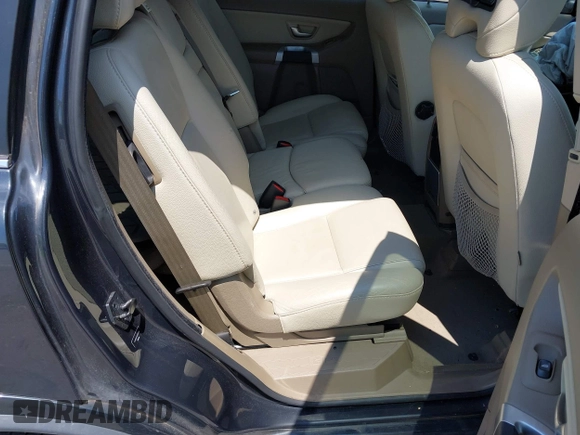 2013 Volvo XC90 Premier Plus with VIN YV4952CYXD1657584, listed as a IAAI auction lot 39643223 with 108,202 mi miles. Bid and sale history available at carsss.com. Image 8.