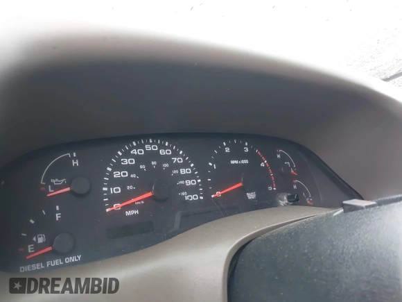 2000 Ford F-250 XL with VIN 1FTNX21F8YEA17319, listed as a IAAI auction lot 41987756 with Not provided miles and . Bid and sale history available at DreamBid. Image 7.
