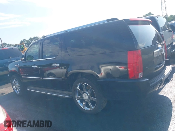 2009 Cadillac Escalade ESV с VIN 1GYFK26279R270175, выставлен на аукционе IAAI как лот 42349456 с пробегом 189 172 миль миль и . История ставок и продаж доступна на DreamBid. Изображение 14.