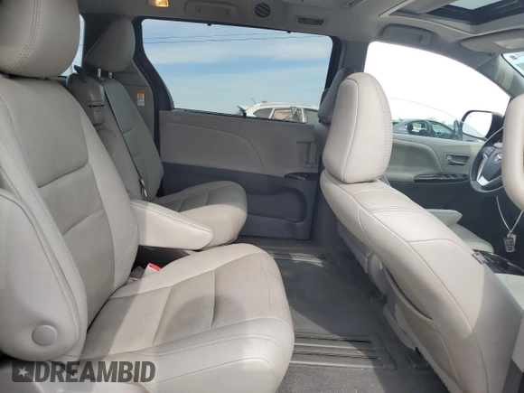 2020 Toyota Sienna XLE Auto Access Seat with VIN 5TDYZ3DC4LS039447, listed as a Copart auction lot 53997095 with 71,998 mi miles and Clean Title. Bid and sale history available at DreamBid. Image 11.