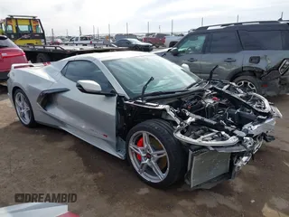 2021 Chevrolet Corvette 3LT with VIN 1G1YC3D4XM5125050, listed as a IAAI auction lot 41587339 with 10,340 mi miles. Bid and sale history available at carsss.com. Image 1.