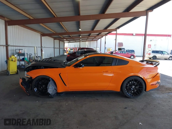 2021 Ford Mustang GT z VIN 1FA6P8CF4M5157730, wystawiony jako IAAI lot #42283007 z przebiegiem 13 792 mil mil oraz . Historia ofert i sprzedaży dostępna na DreamBid. Obrazek 15.