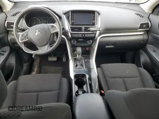 2019 Mitsubishi Eclipse Cross ES z VIN JA4AS3AA0KZ040966, wystawiony jako Copart lot #58783135 z przebiegiem 62 974 mil mil oraz Szkoda całkowita • Salvage title. Historia ofert i sprzedaży dostępna na DreamBid. Obrazek 8.