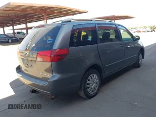 2005 Toyota Sienna CE with VIN 5TDZA23C95S362418, listed as a IAAI auction lot 42526995 with 232,857 mi miles and . Bid and sale history available at DreamBid. Image 4.