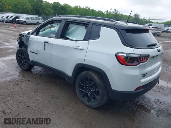 2023 Jeep Compass Latitude with VIN 3C4NJDBN3PT510424, listed as a IAAI auction lot 42385491 with 58,640 mi miles and . Bid and sale history available at DreamBid. Image 3.
