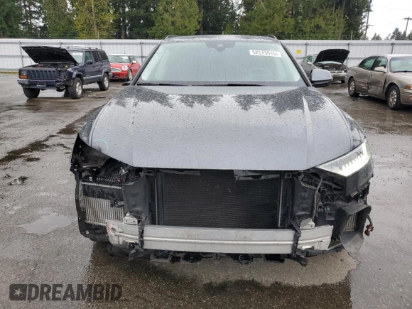 2019 Audi Q8 Prestige with VIN WA1FVAF14KD042257, listed as a Copart auction lot 52573915 with 59,025 mi miles and Salvage Title. Bid and sale history available at carsss.com. Image 5.