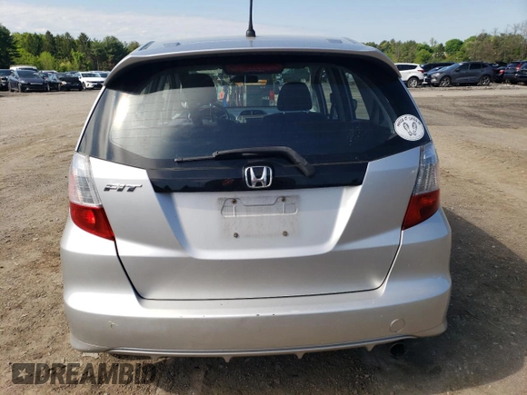 2011 Honda Fit Sport z VIN JHMGE8H67BC001041, wystawiony jako Copart lot #56109445 z przebiegiem 159 747 mil mil oraz Szkoda całkowita • Salvage title. Historia ofert i sprzedaży dostępna na DreamBid. Obrazek 6.