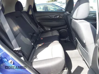 2020 Nissan Rogue SV with VIN JN8AT2MT0LW041231, listed as a IAAI auction lot 41928259 with 44,670 mi miles and . Bid and sale history available at carsss.com. Image 8.