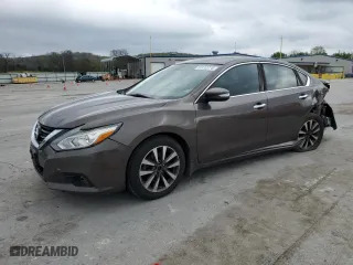 2017 Nissan Altima 2.5 SL with VIN 1N4AL3AP3HC272292, listed as a Copart auction lot 51112775 with 141,572 mi miles and Salvage Title. Bid and sale history available at carsss.com. Image 1.