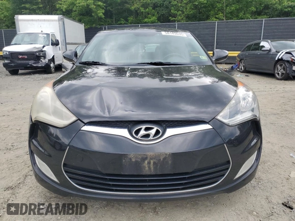 2013 Hyundai Veloster w/Gray Int z VIN KMHTC6AD2DU106887, wystawiony jako Copart lot #58149635 z przebiegiem 159 914 mil mil oraz Szkoda całkowita • Salvage title. Historia ofert i sprzedaży dostępna na DreamBid. Obrazek 5.