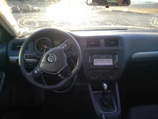 2015 Volkswagen Jetta S с VIN 3VW2K7AJ0FM347432, выставлен на аукционе Copart как лот 69326951 с пробегом 102 819 миль миль и Списание • Salvage title. История ставок и продаж доступна на DreamBid. Изображение 9.