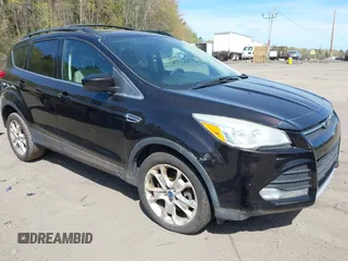 2013 Ford Escape SE with VIN 1FMCU9GX3DUA51379, listed as a IAAI auction lot 42175420 with 166,522 mi miles. Bid and sale history available at carsss.com. Image 1.