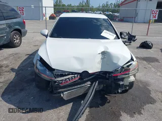 2015 Volkswagen GTI S z VIN 3VW5T7AU3FM019247, wystawiony jako IAAI lot #42374418 z przebiegiem 138 436 mil mil oraz . Historia ofert i sprzedaży dostępna na DreamBid. Obrazek 12.