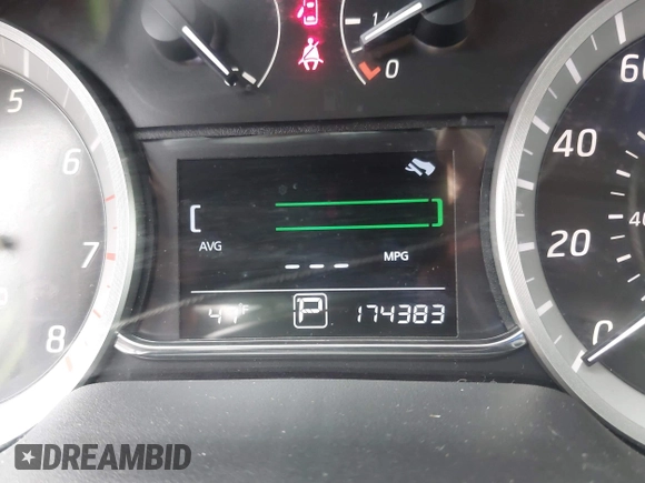 2014 Nissan Sentra SV with VIN 3N1AB7AP8EY260181, listed as a IAAI auction lot 41897517 with 174,384 mi miles and . Bid and sale history available at DreamBid. Image 7.