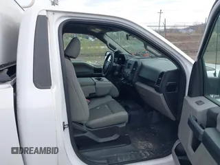 2018 Ford F-150 XL with VIN 1FTMF1CB7JKE51807, listed as a IAAI auction lot 41982761 with 72,170 mi miles. Bid and sale history available at carsss.com. Image 5.