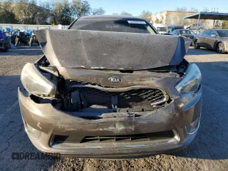2014 Kia Cadenza Premium z VIN KNALN4D79E5130587, wystawiony jako Copart lot #54948125 z przebiegiem 152 431 mil mil oraz Szkoda całkowita • Salvage title. Historia ofert i sprzedaży dostępna na DreamBid. Obrazek 5.