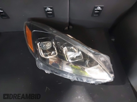 2020 Ford Escape SEL with VIN 1FMCU9H63LUA19326, listed as a IAAI auction lot 42427048 with 57,956 mi miles and . Bid and sale history available at DreamBid. Image 12.