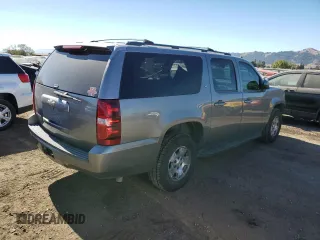 2008 Chevrolet Suburban LTZ with VIN 3GNFC16J18G172933, listed as a Copart auction lot 76124934 with 156,089 mi miles and Salvage Title. Bid and sale history available at carsss.com. Image 3.