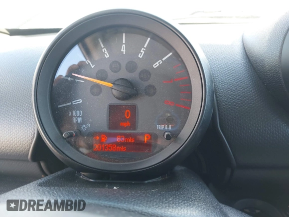 2015 MINI Countryman with VIN WMWZB3C51FWR45357, listed as a IAAI auction lot 41871831 with 201,358 mi miles and . Bid and sale history available at DreamBid. Image 7.