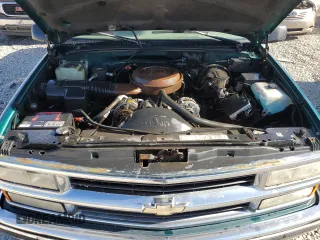 1995 Chevrolet Suburban with VIN 1GNFK16K6SJ398208, listed as a Copart auction lot 55222954 with 131,045 mi miles and Salvage Title. Bid and sale history available at carsss.com. Image 11.