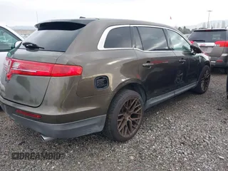 2011 Lincoln MKT with VIN 2LMHJ5AR8BBJ54371, listed as a IAAI auction lot 41147331 with 111,347 mi miles and . Bid and sale history available at DreamBid. Image 4.