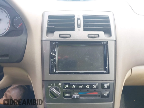 2003 Nissan Maxima SE z VIN JN1DA31D33T510169, wystawiony jako IAAI lot #42339254 z przebiegiem 182 862 mil mil oraz . Historia ofert i sprzedaży dostępna na DreamBid. Obrazek 13.