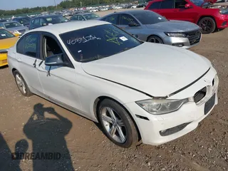 2013 BMW 3 Series 328i xDrive with VIN WBA3B3C51DF542188, listed as a IAAI auction lot 40331216 with Not Provided miles and . Bid and sale history available at carsss.com. Image 1.