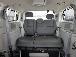 2010 Chrysler Town & Country Touring with VIN 2A4RR5D14AR129955, listed as a Copart auction lot 54684045 with 113,086 mi miles and Salvage Title. Bid and sale history available at DreamBid. Image 10.
