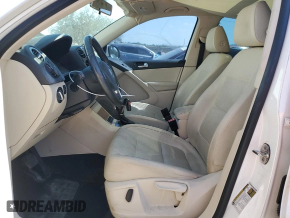 2012 Volkswagen Tiguan SEL with VIN WVGAV7AX1CW565512, listed as a Copart auction lot 54392885 with 152,608 mi miles and Clean Title. Bid and sale history available at DreamBid. Image 7.