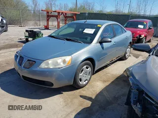 2008 Pontiac G6 1SV Value Leader with VIN 1G2ZF57BX84287219, listed as a IAAI auction lot 42045314 with 156,760 mi miles. Bid and sale history available at carsss.com. Image 2.