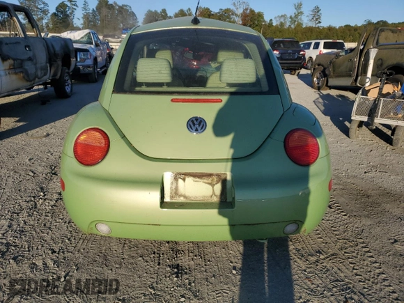 2005 Volkswagen New Beetle Coupe GLS with VIN 3VWCK31C05M415337, listed as a Copart auction lot 76562154 with 113,317 mi miles and Salvage Title. Bid and sale history available at carsss.com. Image 6.