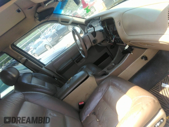 2004 Ford Explorer Sport Trac XLS с VIN 1FMZU77K14UB03658, выставлен на аукционе IAAI как лот 42423244 с пробегом Не указан миль и . История ставок и продаж доступна на DreamBid. Изображение 5.