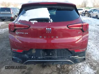 2024 Buick Encore GX Sport Touring z VIN KL4AMESL0RB002758, wystawiony jako IAAI lot #41405974 z przebiegiem 19 558 mil mil oraz . Historia ofert i sprzedaży dostępna na DreamBid. Obrazek 16.