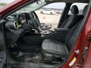2025 Chevrolet Trax LT with VIN KL77LHEP1SC103128, listed as a Copart auction lot 50737475 with 5,360 mi miles and Salvage Title. Bid and sale history available at carsss.com. Image 7.