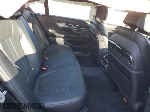 2018 BMW 7 Series 740e xDrive iPerformance with VIN WBA7J2C53JG938305, listed as a Copart auction lot 87412354 with 0 mi miles and Salvage Title. Bid and sale history available at carsss.com. Image 10.