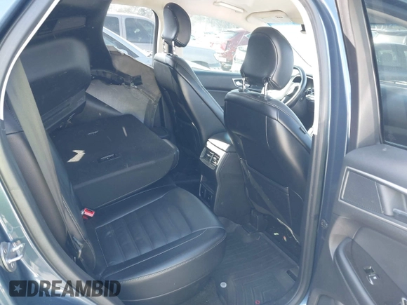 2018 Ford Edge SEL with VIN 2FMPK3J90JBC39440, listed as a IAAI auction lot 41745107 with 120,945 mi miles. Bid and sale history available at carsss.com. Image 8.