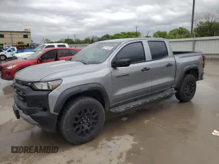 2024 Chevrolet Colorado 4WD Trail Boss z VIN 1GCPTEEK1R1184658, wystawiony jako Copart lot #51141835 z przebiegiem 6 952 mil mil oraz Szkoda całkowita • Salvage title. Historia ofert i sprzedaży dostępna na DreamBid. Obrazek 1.