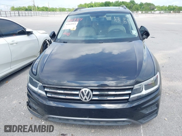 2018 Volkswagen Tiguan SEL with VIN 3VV3B7AX2JM049650, listed as a IAAI auction lot 42169314 with Not Provided miles and . Bid and sale history available at DreamBid. Image 6.