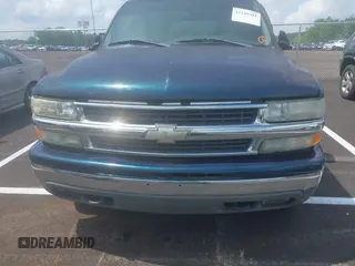 2004 Chevrolet Tahoe LS with VIN 1GNEK13Z64R283822, listed as a IAAI auction lot 42149381 with 240,624 mi miles. Bid and sale history available at carsss.com. Image 6.