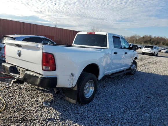 2018 Ram 3500 Tradesman with VIN 3C63RPGLXJG199266, listed as a Copart auction lot 83606854 with 436,933 mi miles and Salvage Title. Bid and sale history available at carsss.com. Image 3.