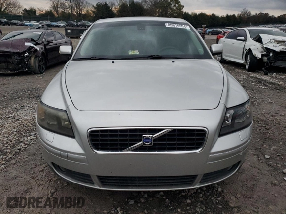 2006 Volvo S40 2.5L Turbo с VIN YV1MH682162157708, выставлен на аукционе Copart как лот 80870604 с пробегом 177 141 миль миль и Чистый • Clean title. История ставок и продаж доступна на DreamBid. Изображение 5.