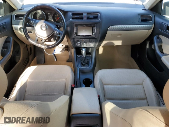 2015 Volkswagen Jetta Sedan 1.8T SE w/Connectivity with VIN 3VWD07AJ8FM414017, listed as a Copart auction lot 49407745 with 190,615 mi miles and Salvage Title. Bid and sale history available at carsss.com. Image 8.