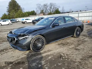 2024 Mercedes-Benz E-Class E 350 with VIN W1KLF4HB3RA054172, listed as a Copart auction lot 83309834 with 2,392 mi miles and Salvage Title. Bid and sale history available at carsss.com. Image 1.