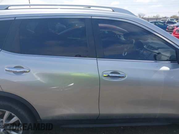 2020 Nissan Rogue S with VIN KNMAT2MVXLP526810, listed as a IAAI auction lot 41920992 with 115,842 mi miles. Bid and sale history available at carsss.com. Image 14.