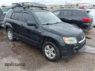 2008 Suzuki Grand Vitara XSport z VIN JS3TD944684100533, wystawiony jako IAAI lot #42444407 z przebiegiem 268 203 mil mil oraz . Historia ofert i sprzedaży dostępna na DreamBid. Obrazek 1.