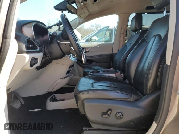 2017 Chrysler Pacifica Touring L with VIN 2C4RC1BG0HR734380, listed as a Copart auction lot 51784715 with 161,031 mi miles and Salvage Title. Bid and sale history available at DreamBid. Image 7.