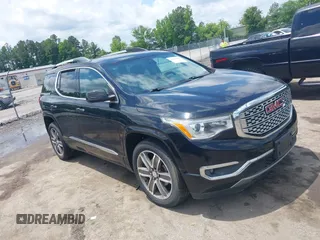 2017 GMC Acadia Denali z VIN 1GKKNXLS5HZ142811, wystawiony jako IAAI lot #42401541 z przebiegiem 72 868 mil mil oraz . Historia ofert i sprzedaży dostępna na DreamBid. Obrazek 1.