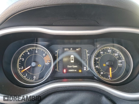 2018 Jeep Cherokee Latitude Plus with VIN 1C4PJLLB2JD590884, listed as a Copart auction lot 41808945 with 168,853 mi miles and Salvage Title. Bid and sale history available at carsss.com. Image 9.
