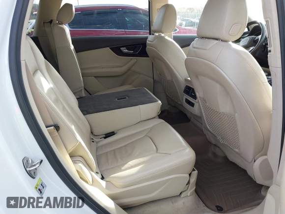 2017 Audi Q7 Premium Plus with VIN WA1LAAF78HD041060, listed as a IAAI auction lot 40892654 with 172,005 mi miles and . Bid and sale history available at DreamBid. Image 8.