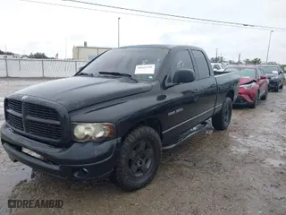 2002 Dodge Ram 1500 with VIN 1D7HA18Z62J152442, listed as a IAAI auction lot 40652192 with 246,731 mi miles. Bid and sale history available at carsss.com. Image 2.